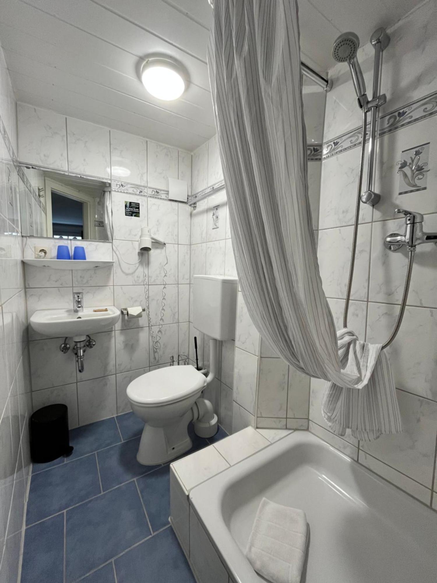 Gaestehaus Am Hafen Меерсбург Екстериор снимка
