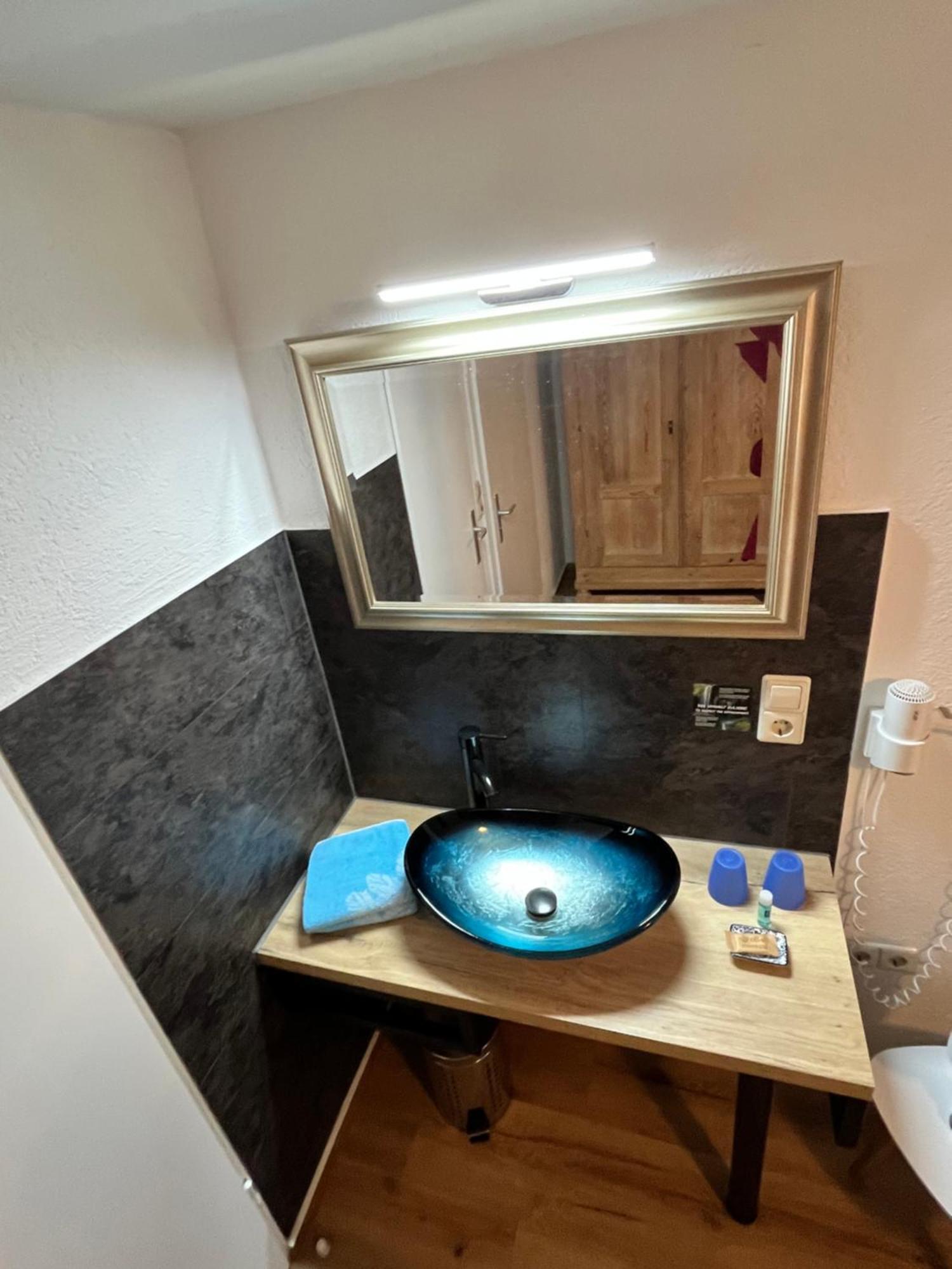 Gaestehaus Am Hafen Меерсбург Екстериор снимка