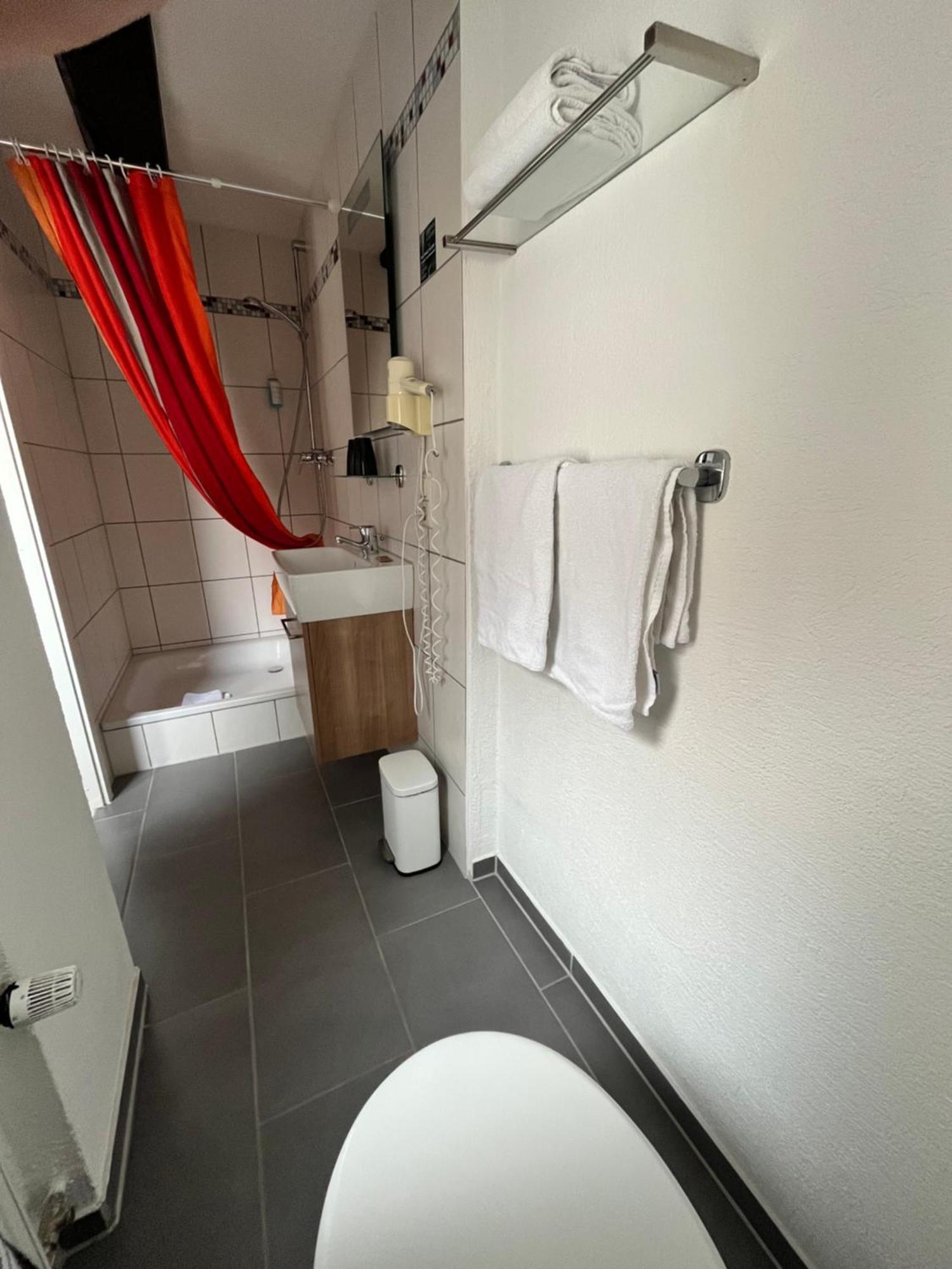 Gaestehaus Am Hafen Меерсбург Екстериор снимка