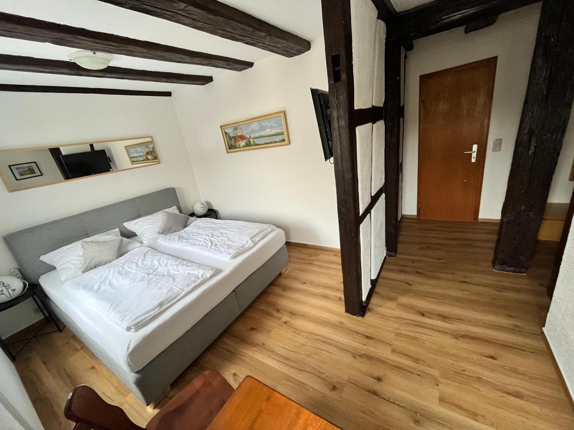 Gaestehaus Am Hafen Меерсбург Екстериор снимка